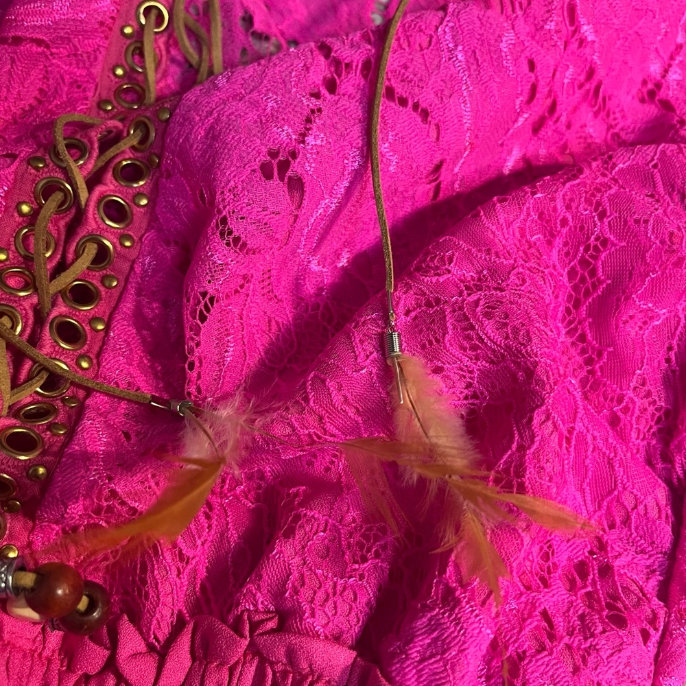 Pink eyelet top - Picture 9 of 11